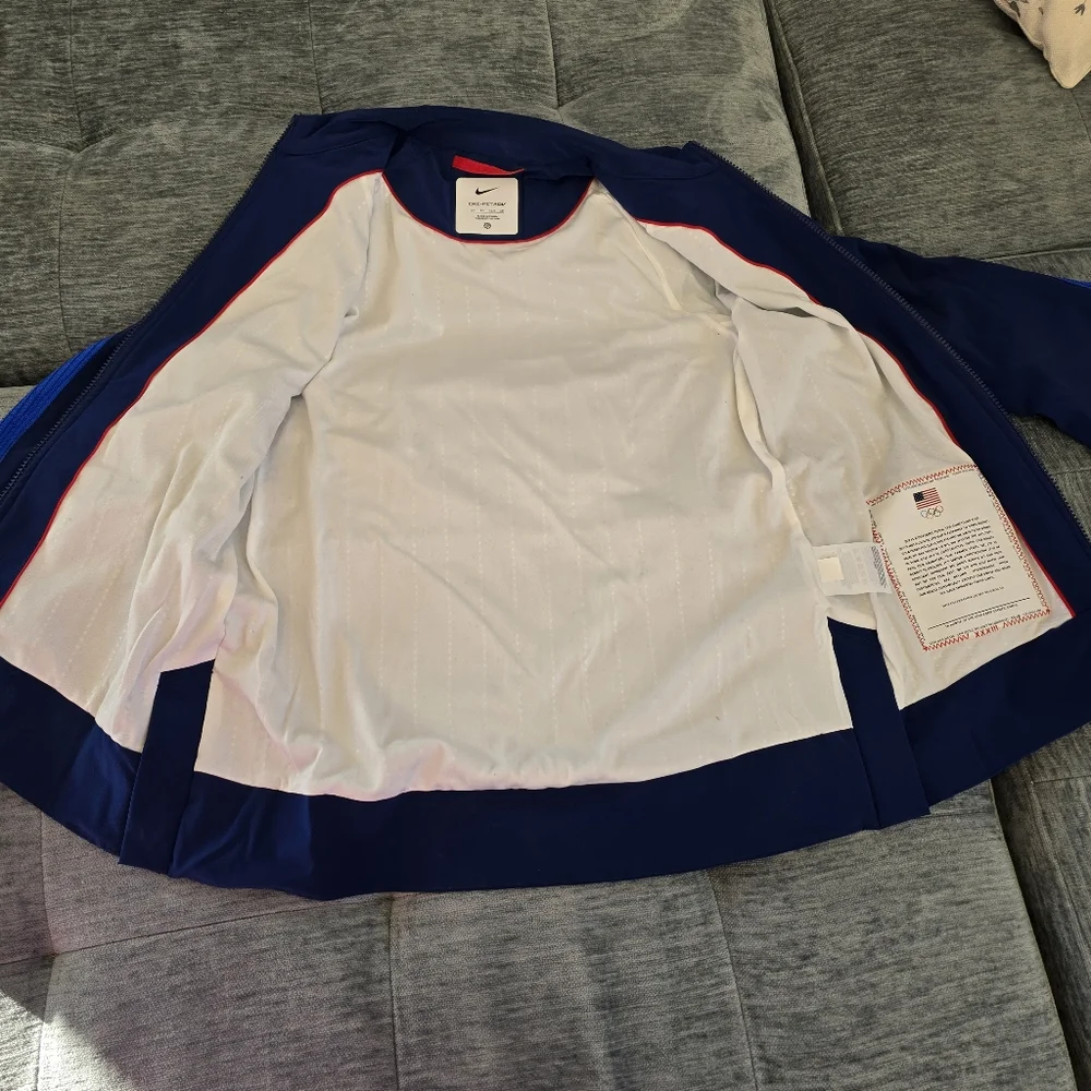 Nike 2024 Paris Summer Olympics Official Jacket - Picture 8 of 13